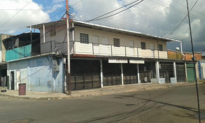 Foto Local en Venta en Los Goajiros, Valencia, Carabobo - U$D 120.000 - LOV164701 - BienesOnLine