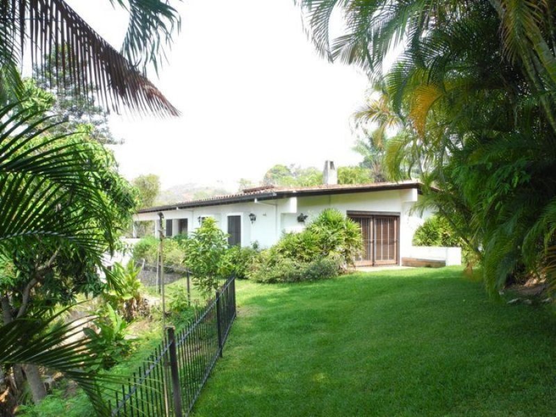 LOS CAMPITOS, CASA EN VENTA.