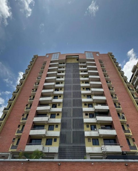 Apartamento en Venta en la rotaria Barquisimeto, Lara