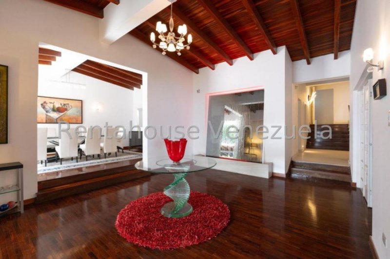 Foto Casa en Venta en Santa Fe Norte, Caracas, Distrito Federal - U$D 670.000 - CAV245702 - BienesOnLine