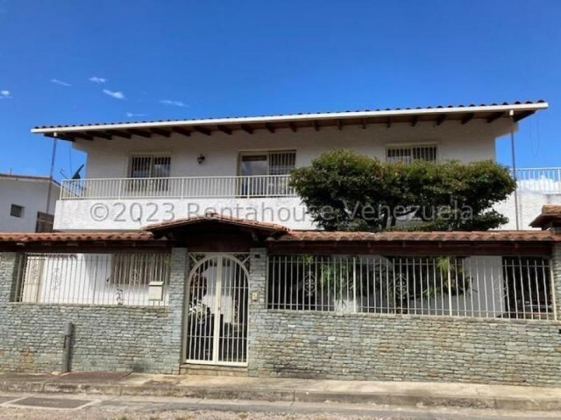 Foto Casa en Venta en Libertado Sureste, Colinas de Santa Mónica, Distrito Federal - U$D 300.000 - CAV214278 - BienesOnLine