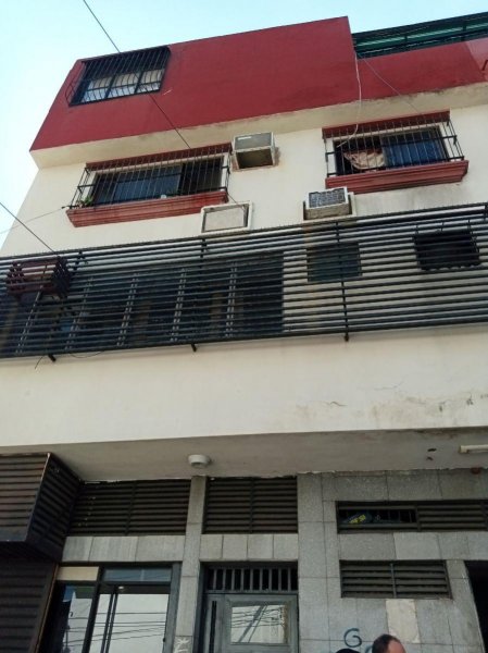 Edificio en Venta en san jose av. bolívar norte, Carabobo