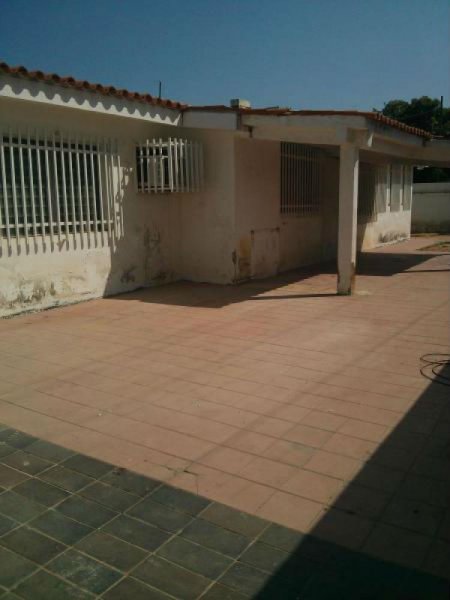 Foto Local en Venta en Maracaibo, Zulia - BsF 12.900.000 - LOV52653 - BienesOnLine