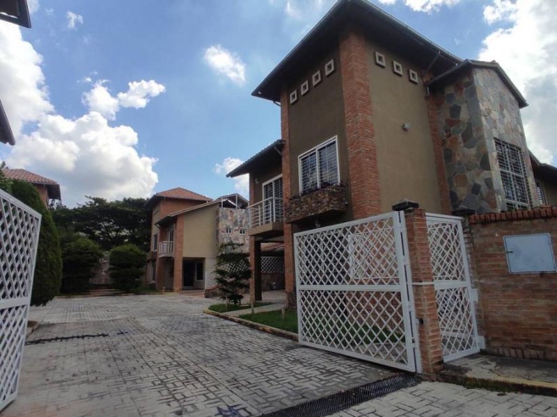 Foto Casa en Venta en San Diego, Carabobo - U$D 310.000 - CAV213245 - BienesOnLine