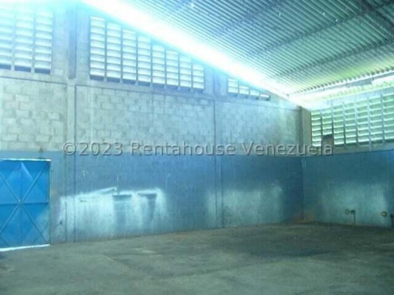 Foto Local en Alquiler en Maracaibo, Maracaibo, Zulia - U$D 300 - LOA204323 - BienesOnLine