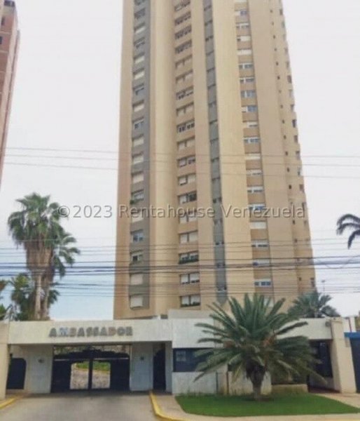 Foto Apartamento en Venta en Maracaibo, Zulia - U$D 240.000 - APV227931 - BienesOnLine