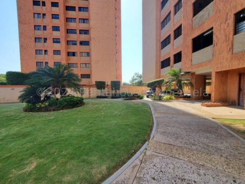 Foto Apartamento en Alquiler en Maracaibo, Zulia - U$D 550 - APA224893 - BienesOnLine