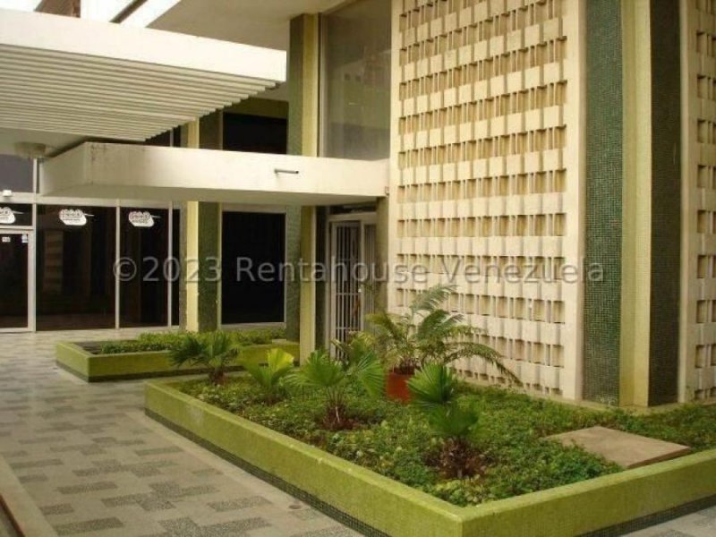 Foto Local en Alquiler en Maracaibo, Maracaibo, Zulia - U$D 170 - LOA206019 - BienesOnLine