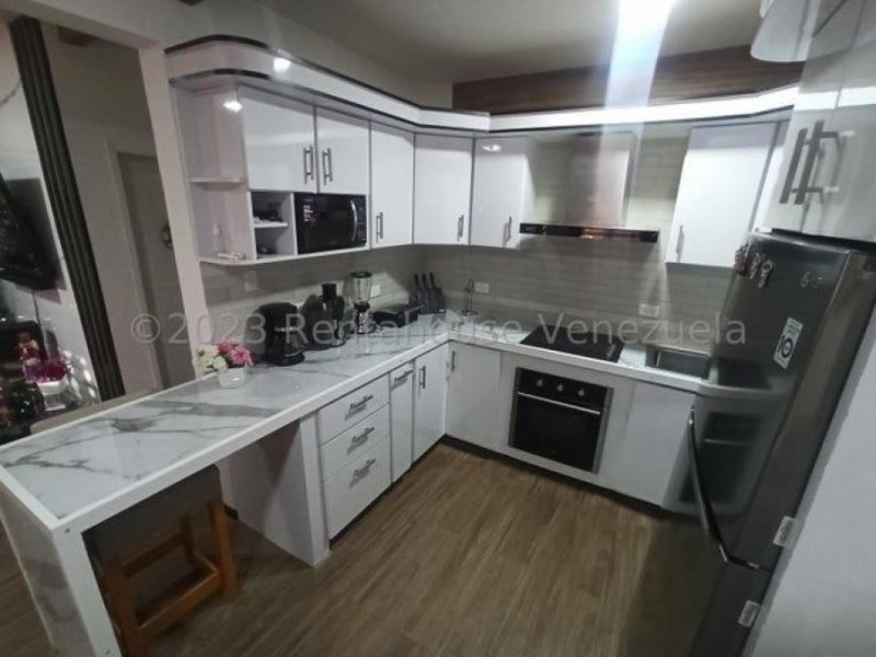 Apartamento en Venta en Santiago Mariño Turmero, Aragua