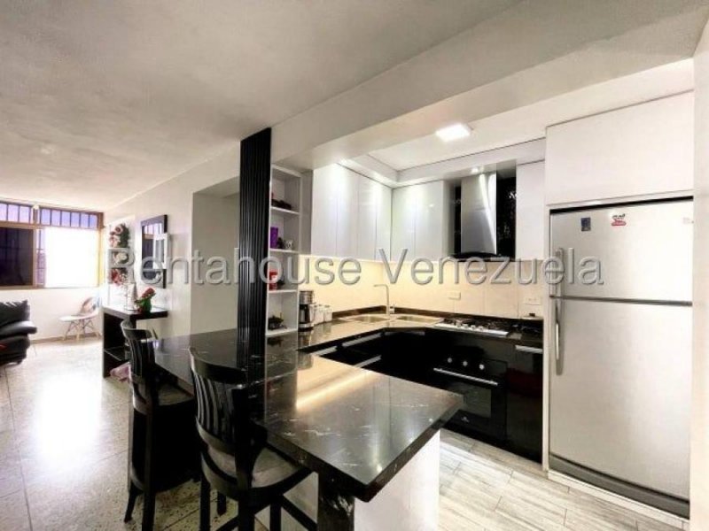 Apartamento en Venta en Girardot Maracay, Aragua