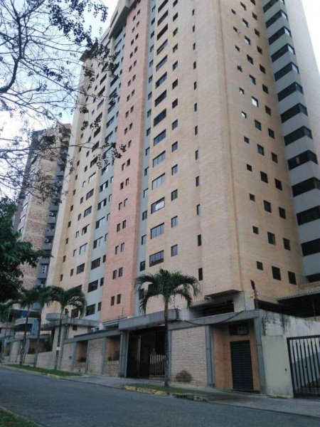 Foto Apartamento en Venta en La Trigaleña, Valencia, Carabobo - U$D 50.000 - APV136564 - BienesOnLine