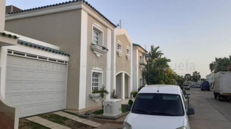 Foto Casa en Venta en av fuerzas armadas, Zulia - U$D 290.000 - CAV124535 - BienesOnLine