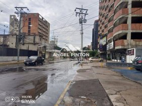 OFiCINA ALQUILER AV 5 JULIO MARACAIBO API 7163
