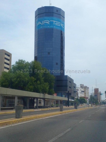 Foto Oficina en Alquiler en Maracaibo, Zulia - U$D 250 - OFA239914 - BienesOnLine