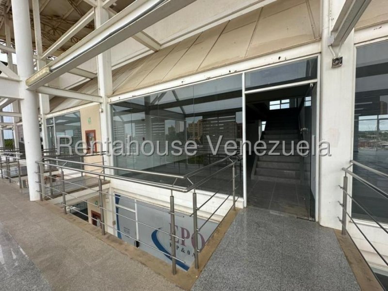 Foto Oficina en Alquiler en Maracaibo, Zulia - U$D 550 - OFA238928 - BienesOnLine