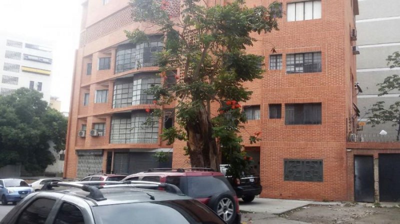 Foto Oficina en Alquiler en El Recreo, Las Palmas, Distrito Federal - U$D 250 - OFA127585 - BienesOnLine