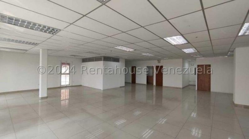 Foto Oficina en Alquiler en Maracaibo, Zulia - U$D 750 - OFA229856 - BienesOnLine