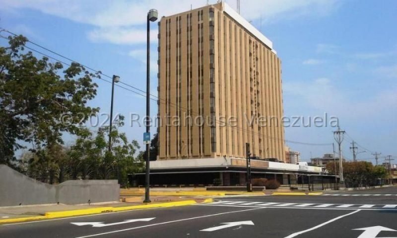 Foto Oficina en Alquiler en Maracaibo, Zulia - U$D 600 - OFA236642 - BienesOnLine