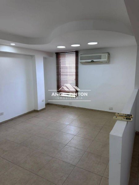 Foto Oficina en Alquiler en Bella Vista, Zulia - U$D 300 - OFA228379 - BienesOnLine