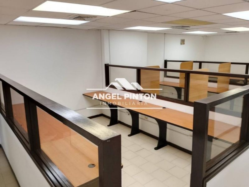 Foto Oficina en Alquiler en Maracaibo, Zulia - U$D 600 - OFA242830 - BienesOnLine