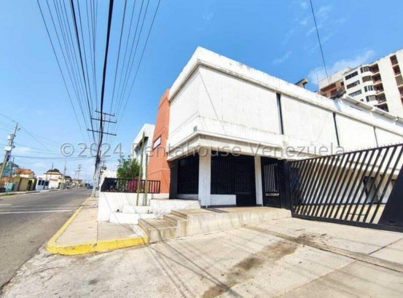 Foto Oficina en Alquiler en Maracaibo, Zulia - U$D 280 - OFA222523 - BienesOnLine