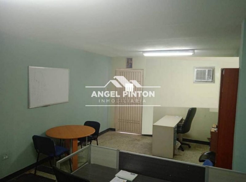 Foto Oficina en Alquiler en NORTE, Maracaibo, Zulia - U$D 150 - OFA240980 - BienesOnLine