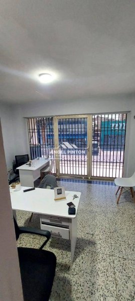 OFICINA EN ALQUILER EN ZAPARA MARACAIBO API 6935