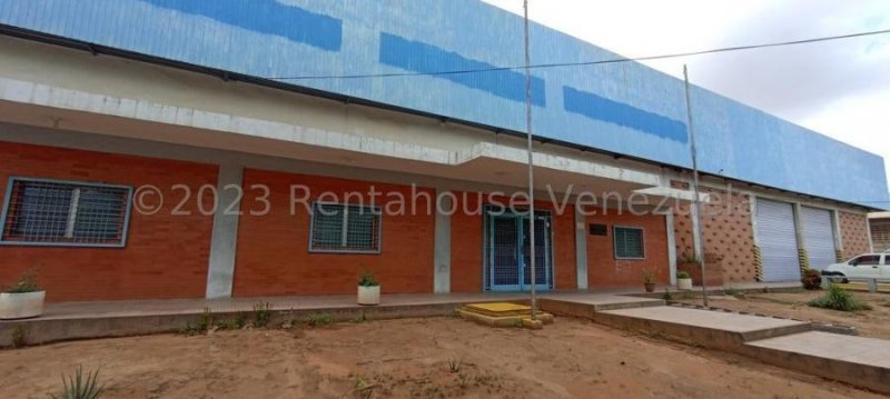 Foto Oficina en Alquiler en Maracaibo, Zulia - U$D 1.000 - OFA223135 - BienesOnLine