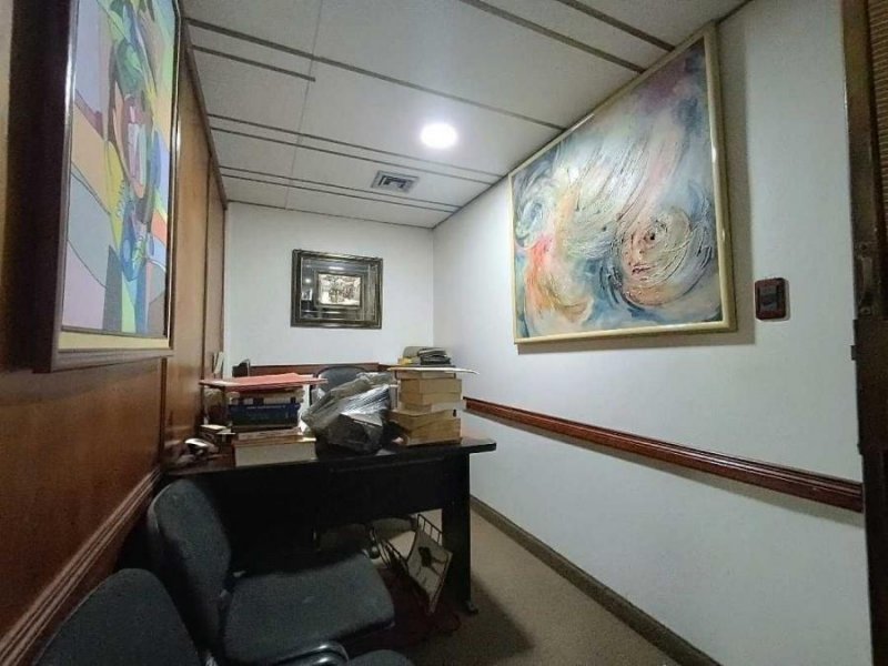 Foto Oficina en Alquiler en Valencia, Valencia, Carabobo - U$D 180 - OFA234464 - BienesOnLine