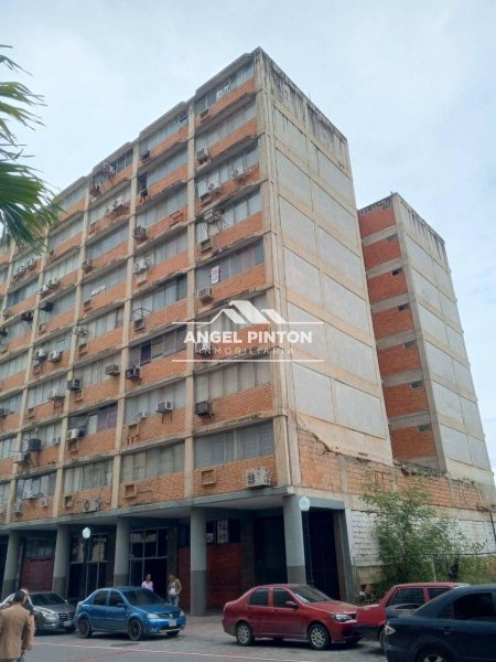Foto Oficina en Venta en Barquisimeto, Lara - U$D 15.000 - OFV253090 - BienesOnLine