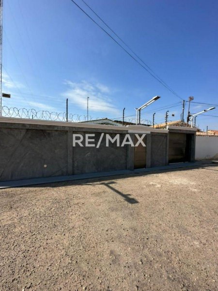 Oficina en Venta. en Quinta Luz Elena. Remax Millenium