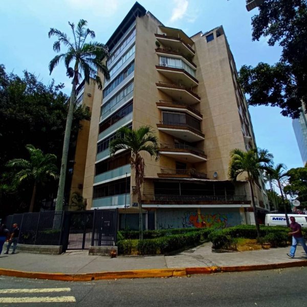 Foto Oficina en Alquiler en ALTAMIRA, Distrito Federal - U$D 350 - OFA173925 - BienesOnLine