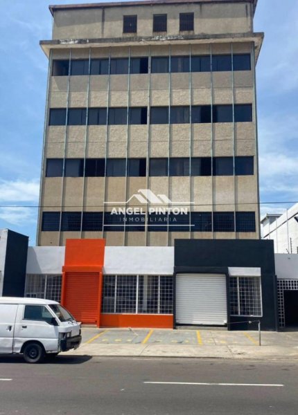 Foto Oficina en Alquiler en Maracaibo, Zulia - U$D 850 - OFA232119 - BienesOnLine