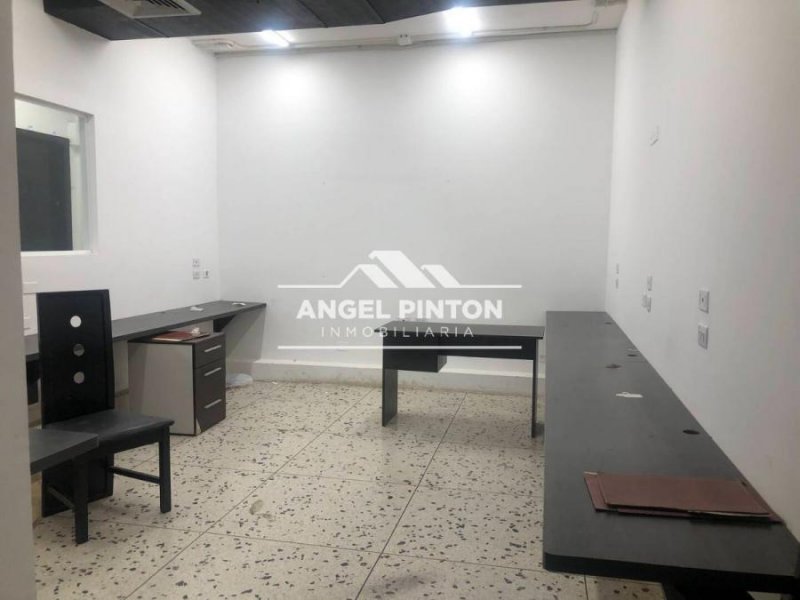 OFICINAS EN ALQUILER AV. DOCTOR PORTILLO MARACAIBO API 6655