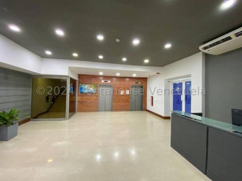 Foto Oficina en Alquiler en Maracaibo, Zulia - U$D 1.000 - OFA229560 - BienesOnLine