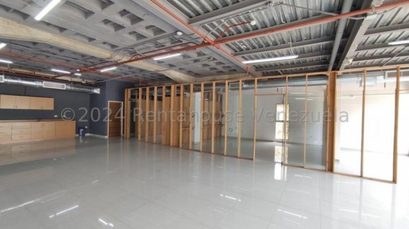 Foto Oficina en Alquiler en Maracaibo, Zulia - U$D 750 - OFA235364 - BienesOnLine