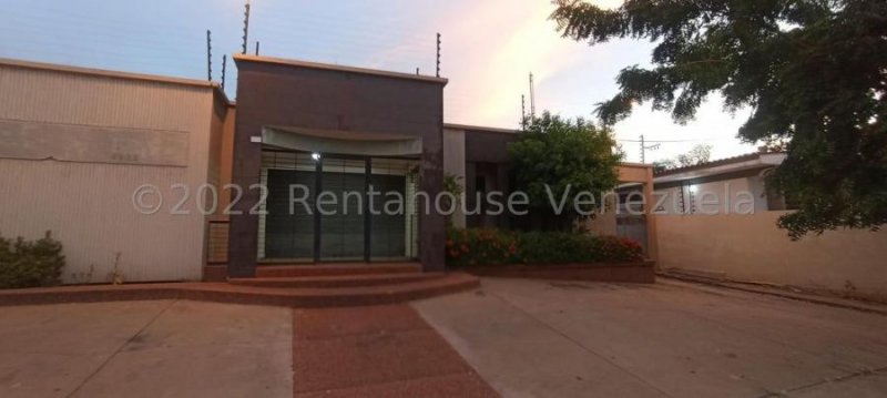 Foto Oficina en Alquiler en Maracaibo, Zulia - U$D 1.200 - OFA206118 - BienesOnLine