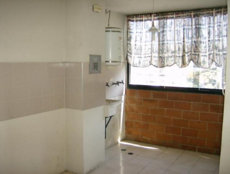 Foto Apartamento en Alquiler en Valencia, Carabobo - BsF 5.000 - APA17511 - BienesOnLine