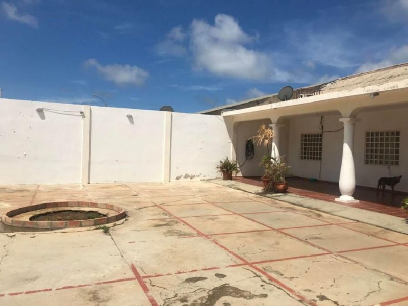 Foto Casa en Venta en punta cardon, Punto Fijo, Falcón - U$D 32.000 - CAV172557 - BienesOnLine