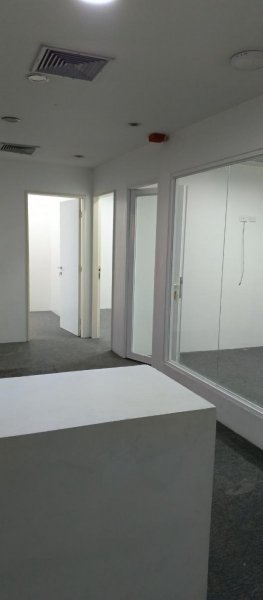 Foto Oficina en Alquiler en La Urbina, Caracas, Distrito Federal - U$D 850 - OFA229527 - BienesOnLine