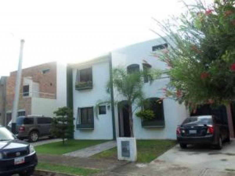 Foto Casa en Venta en Valencia, Carabobo - BsF 1.600.000 - CAV31501 - BienesOnLine