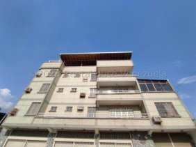 Apartamento en Venta en Jose Casanova Godoy Maracay, Aragua