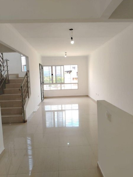 PENTHOUSE EN OBRA BLANCA EN PASO REAL, SAN DIEGO. LUISA MEZONES VENDE.