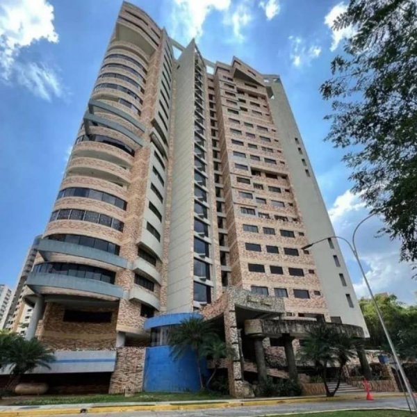 Apartamento en Venta en Valle Blanco Valencia, Carabobo