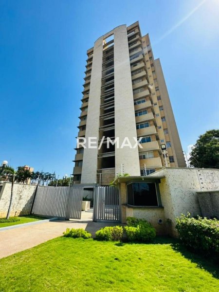 Foto Apartamento en Venta en Maracaibo, Zulia - U$D 165.000 - APV229038 - BienesOnLine