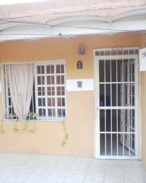 Foto Casa en Venta en Ricardo Urriera, Valencia, Carabobo - BsF 318.000 - CAV31325 - BienesOnLine