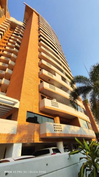 Foto Apartamento en Venta en San José, Valencia, Carabobo - U$D 58.000 - APV224243 - BienesOnLine