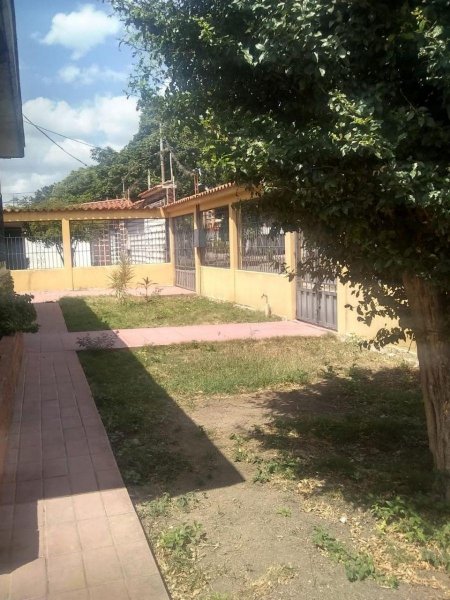 Foto Casa en Venta en AV  ROTARIA, Lara - U$D 79.000 - CAV204804 - BienesOnLine