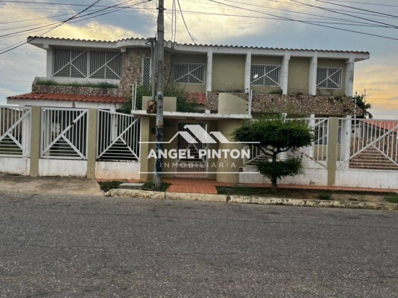 Quinta en Venta en  Cabimas, Zulia