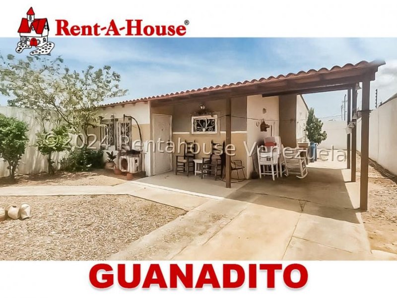 Foto Casa en Venta en Los Taques, Punto Fijo, Falcón - U$D 25.000 - CAV237932 - BienesOnLine